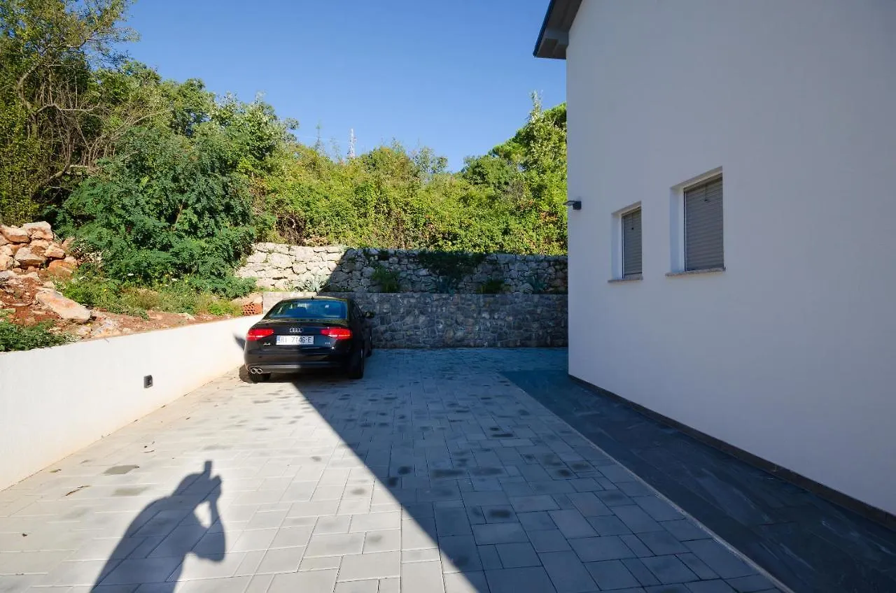 Villa Icici 0*,  Croatia