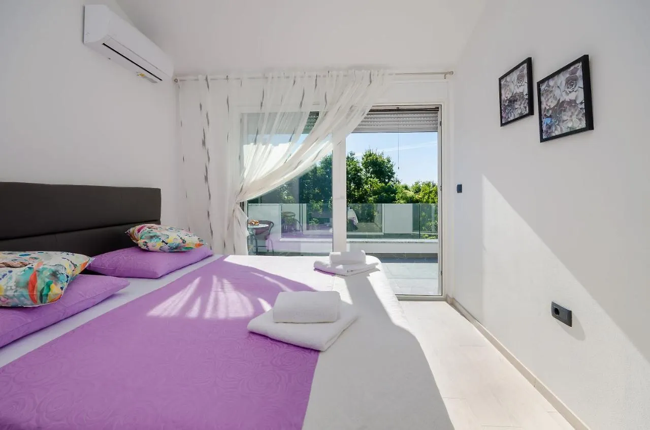 Villa Icici